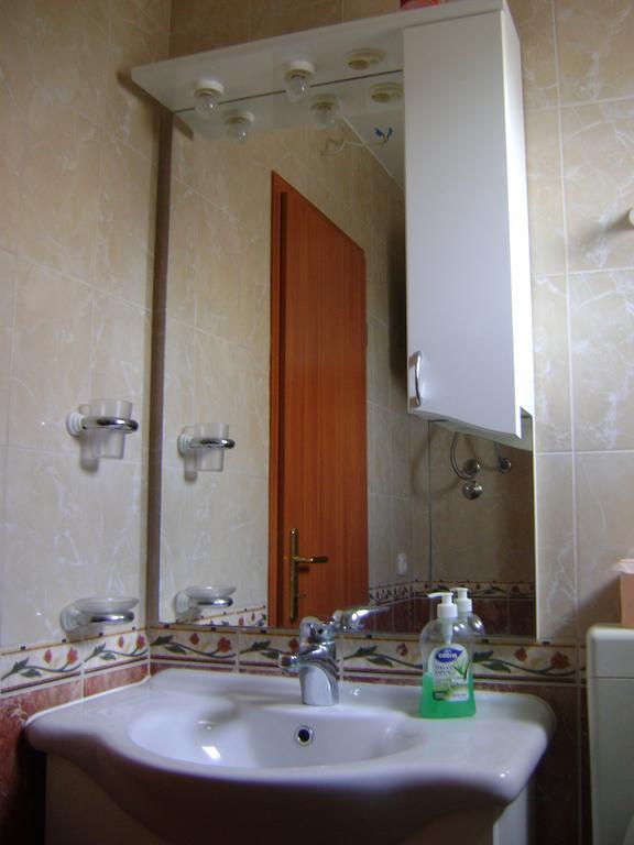 Apartments Krajacic マリンスカ 部屋 写真